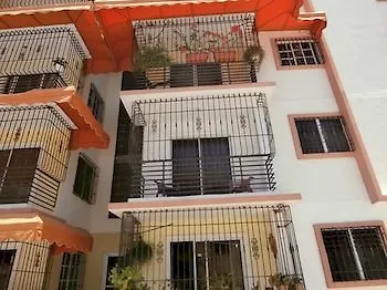 ***  Aparthotel Familiar Ensanche Savica de Mendoza ドミニカ共和国