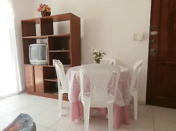 ***  Aparthotel Familiar Ensanche Savica de Mendoza ドミニカ共和国